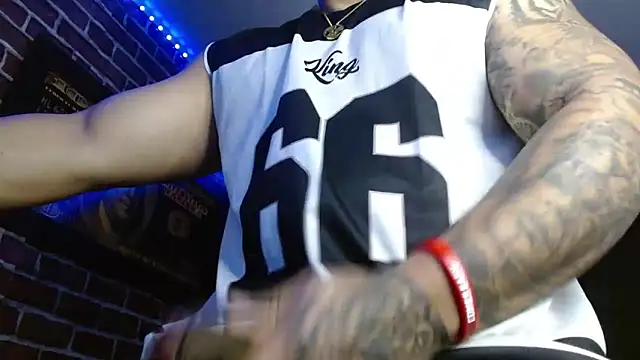 jordan_bigcock_ live sex cam