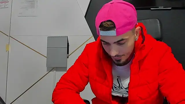 BrandonTate live sex cam