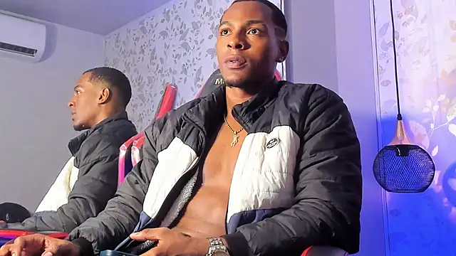 for_itan live sex cam