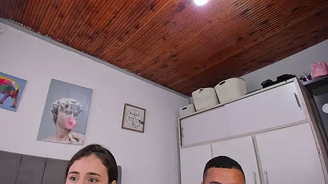 naughtyloverss live sex cam