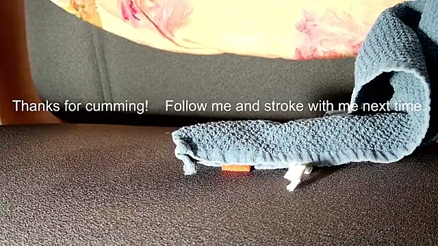 Ell_is_a_Babe live sex cam