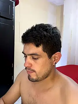 williamsmiiths16 live sex cam