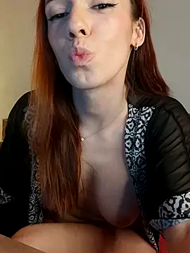 clara-francaise live sex cam