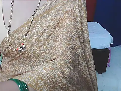 sunitha-3's cam snapshot