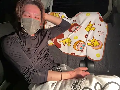 SPOTSCAMEL live sex cam