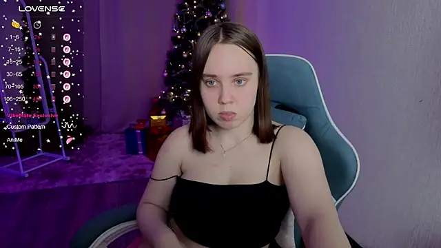 lunalyna's cam snapshot