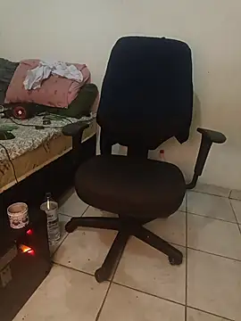 theyllorwillian's cam snapshot