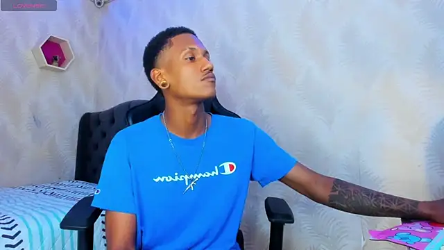 ManSant's cam snapshot