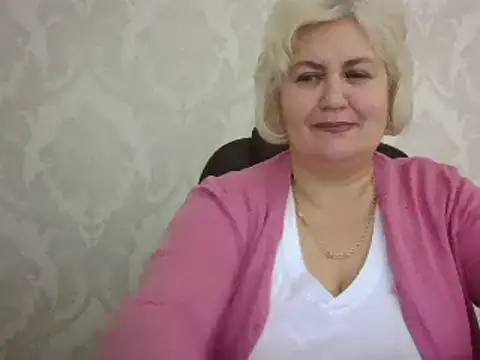 AngelaFamez's cam snapshot