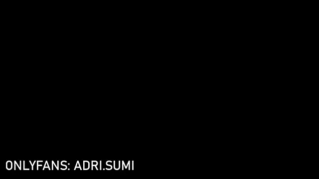 adrisumi live sex cam