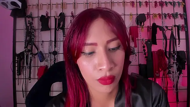 charrlotte_quinn live sex cam