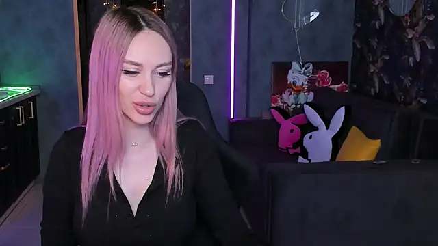 Blckmirrorr's cam snapshot