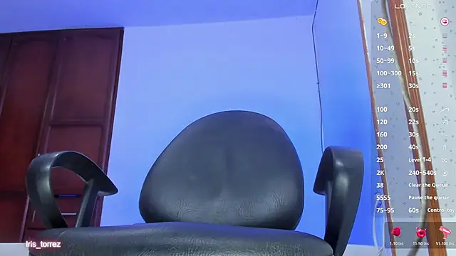 iris_torrez_'s cam snapshot