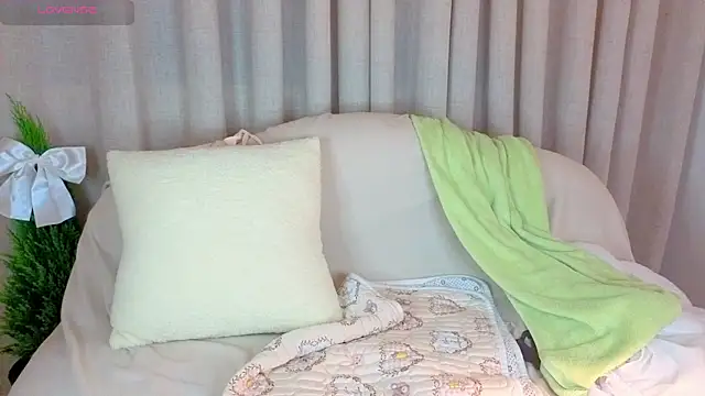 Embez-Damdang live sex cam