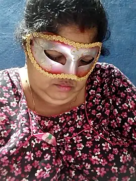 tamilthanushri live sex cam