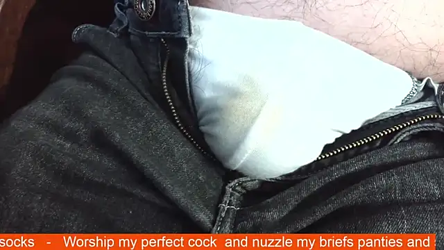 hairyandtiny live sex cam