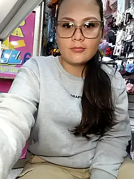 Vale_Saenzz live sex cam