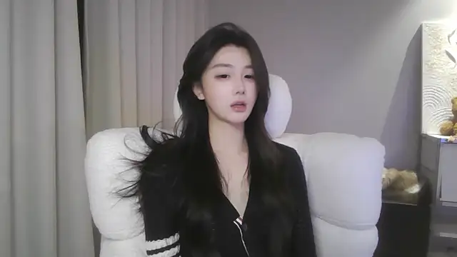 xiaxia-baby_'s cam snapshot