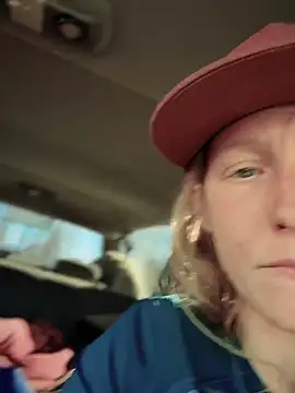 GoldenFlameGoddess live sex cam