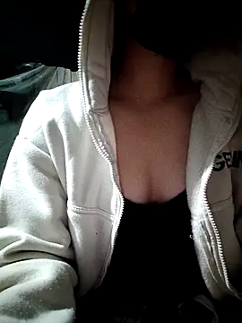 linh-miu99's cam snapshot