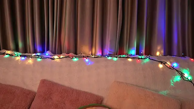 Ellis_Moonlite's cam snapshot