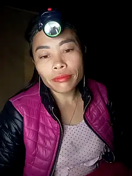 CoMay003's cam snapshot