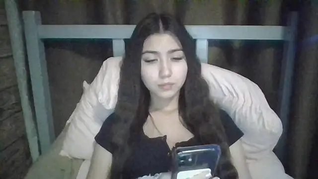 Virginia_Hicks's cam snapshot