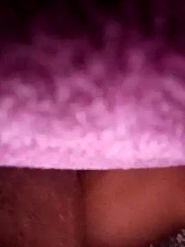 StrellaStarling's cam snapshot