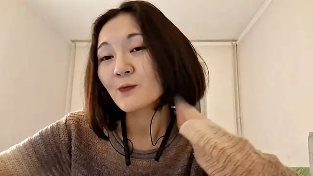 Lyndasilk's cam snapshot