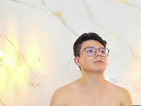 AndyFame1's cam snapshot