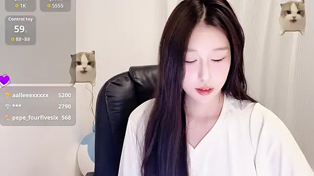 Winnie666-'s cam snapshot