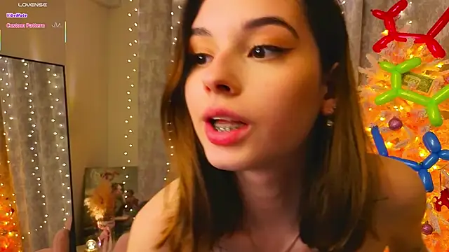 LunaraRada's cam snapshot