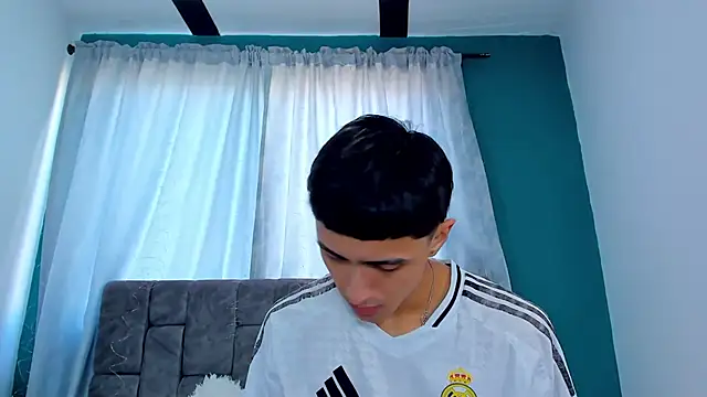 Anthony_carter's cam snapshot