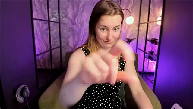 MeggySun's cam snapshot