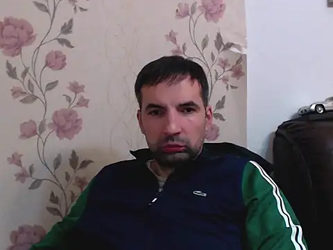 Leo_1617 live sex cam