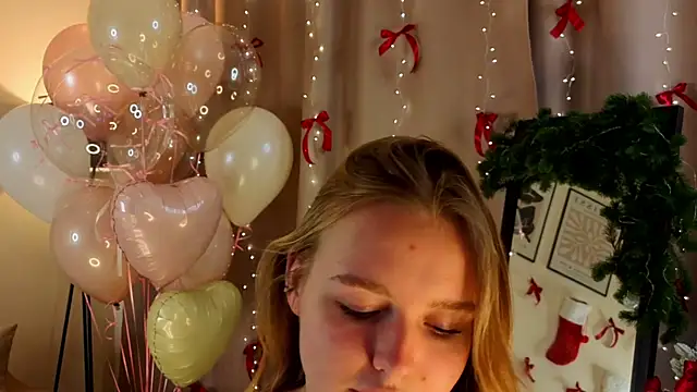 VinnieSerrano live sex cam