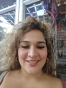 Sara_smiiith211 live sex cam