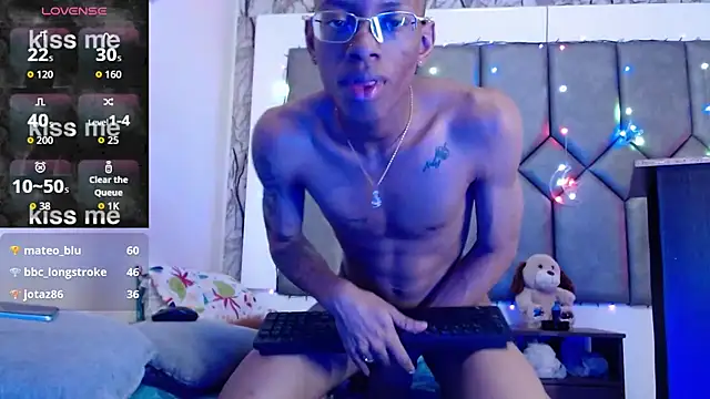 Tiffany_Valentine15 live sex cam