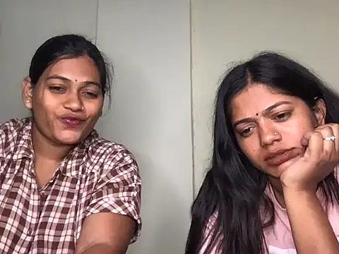 HoleyCoupon's cam snapshot