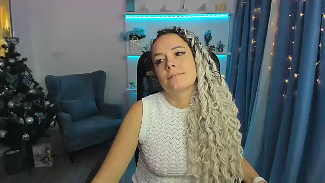 SamanthaReider's cam snapshot