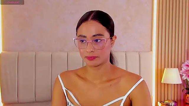 ZOEBARLOWE's cam snapshot