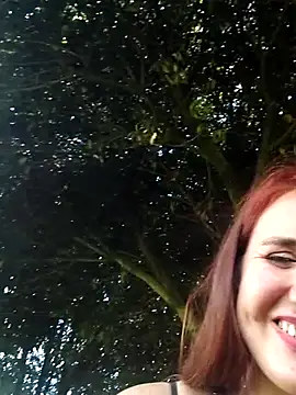 Alyah_1-2's cam snapshot