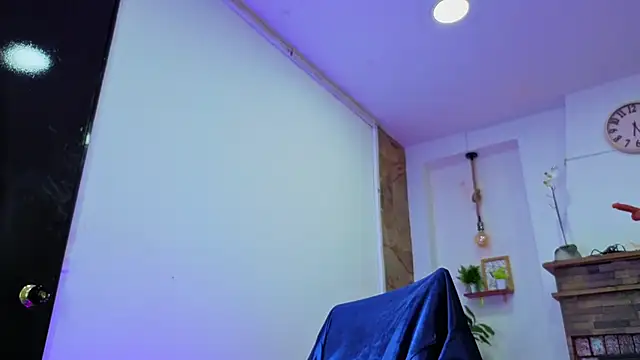 dulce_celeste15's cam snapshot