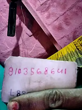 Pooja750's cam snapshot