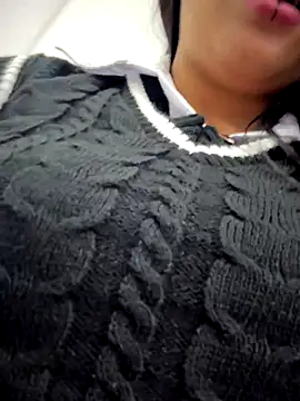 -Mia1's cam snapshot