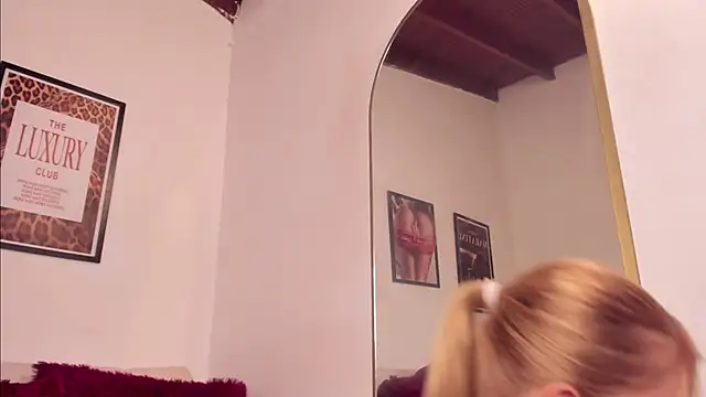 Sofi_glow's cam snapshot