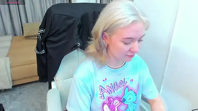 Lucia_Copper's cam snapshot