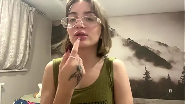 MelaineAytes's cam snapshot