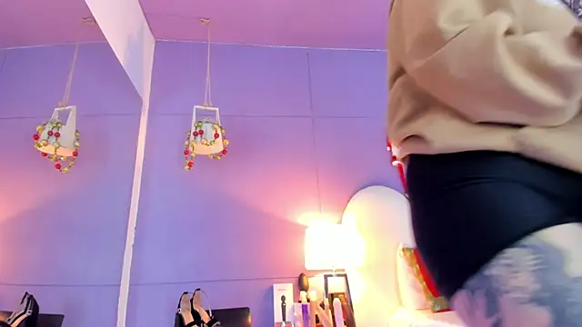 my_aleja_'s cam snapshot