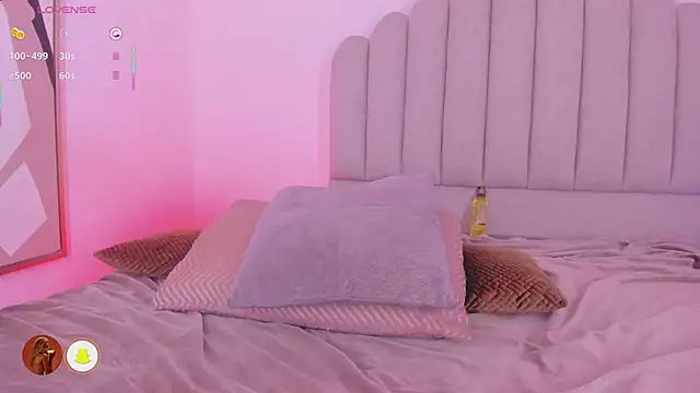 Nikki_Angel_'s cam snapshot